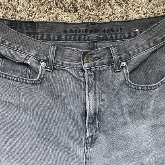 American eagle mom jean size 4 - Picture 4 of 4